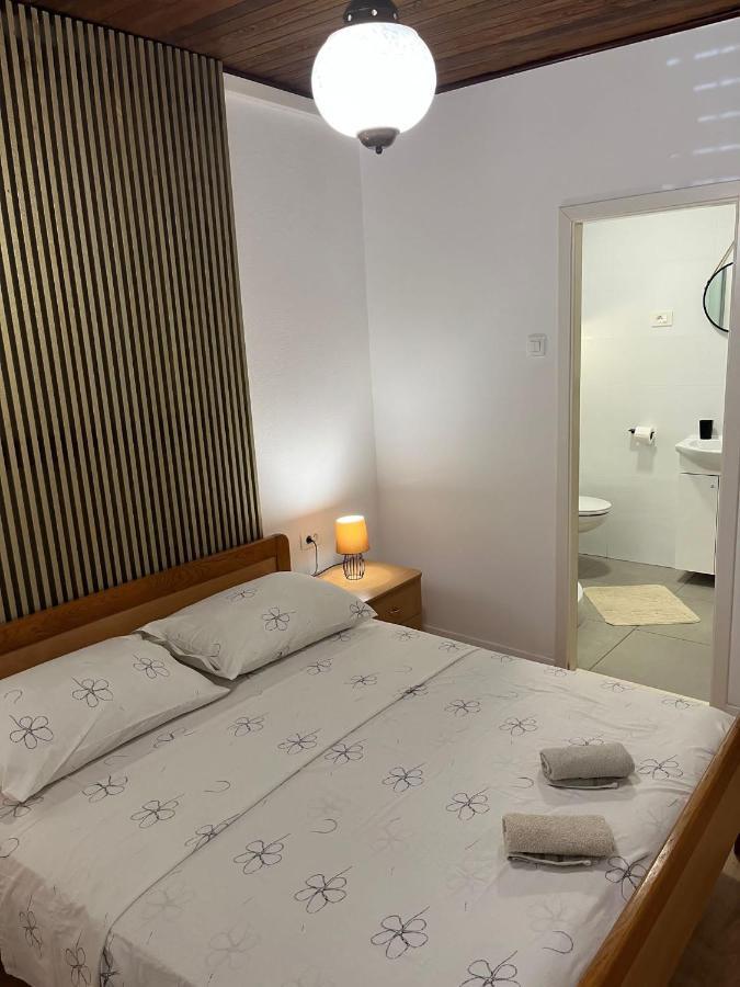 Apartman Mijic 트로기르 외부 사진